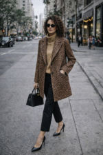 Leopar Desenli Uzun Kaşe Kaban - Görsel 5