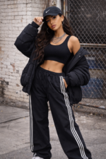 Şerit Detaylı Siyah Oversize Eşofman Altı - Görsel 2